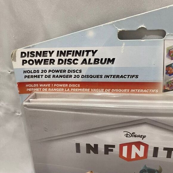 Disney Infinity 20 Power Disc Album Storage Case Collector Book Video Game - Picture 3 of 13